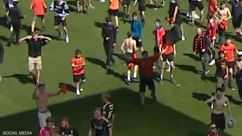 لاعب يتعرض لإصابة خطيرة