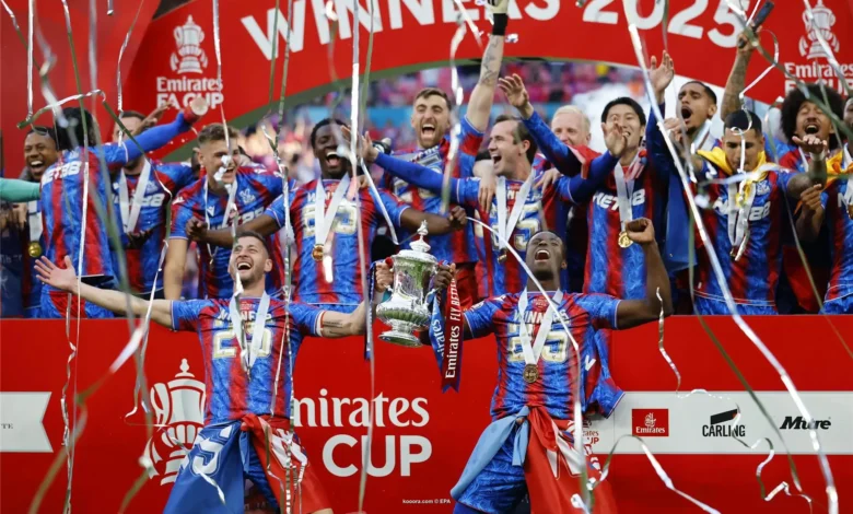 للمرة الأولى في تاريخه يحقق كريستال