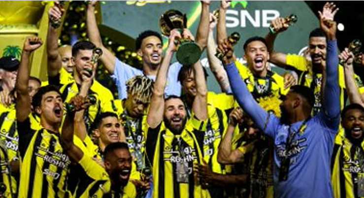 لاعبو الاتحاد