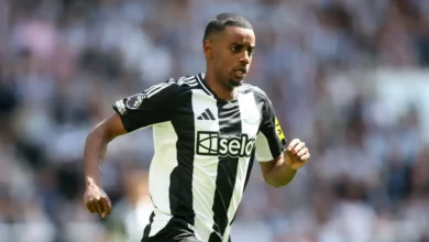 المهاجم السويدي