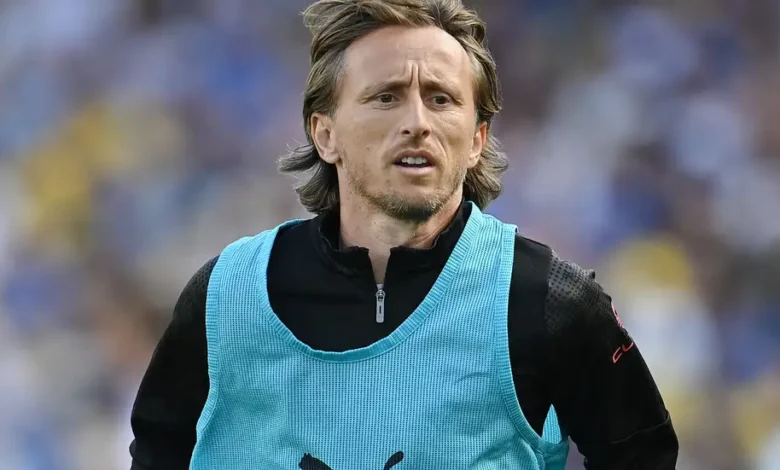 ميلان يحقق فوزًا سهلاً على باري