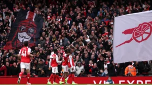آرسنال يهزم كريستال بالاس ويعزز صدارته للدوري الإنجليزي الممتاز