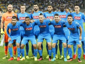 نابولي يتصدر الكالتشيو بعد فوز كبير على إنتر ميلان في الجولة الثامنة