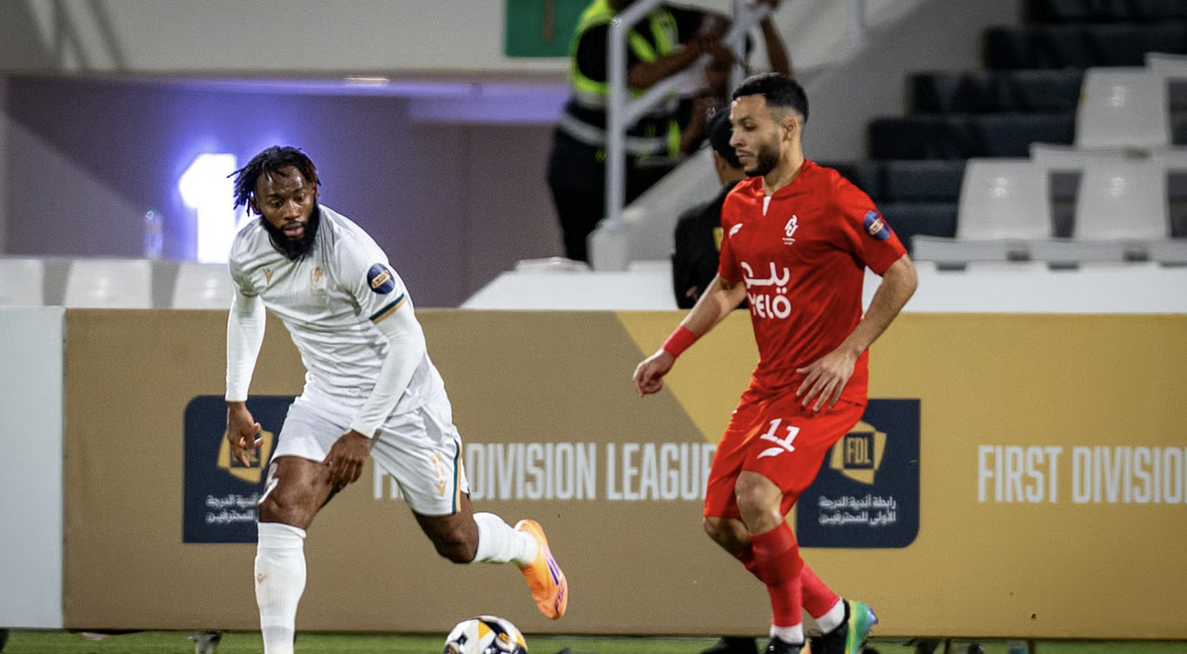 الدرعية يعتلي صدارة دوري يلو