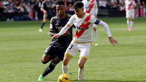 ريال مدريد يتعثر أمام رايو فاليكانو بتعادل سلبي في الجولة 12 من الليجا