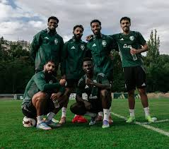 المنتخب السعودي يواصل استعداداته لمواجهة الجزائر وديًا ضمن معسكر جدة