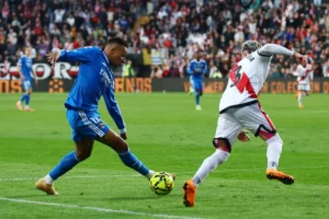 ريال مدريد يتعثر أمام رايو فاليكانو بتعادل سلبي في الجولة 12 من الليجا