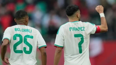 رياض محرز يصنع التاريخ في كأس أمم أفريقيا ويقود الجزائر لانطلاقة نارية أمام السودان