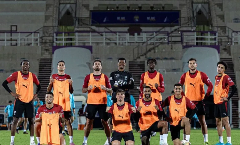 لاعبو الهلال الشباب خلال المعسكر الخارجي استعدادًا للموسم الجديد