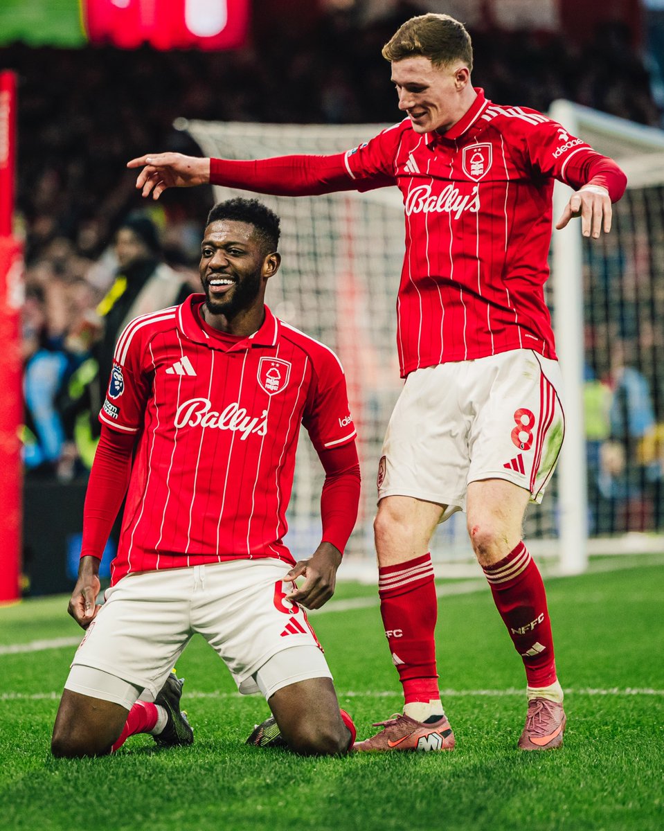 نوتنغهام فورست يستعيد نغمة الانتصارات ويهزم توتنهام بثلاثية نظيفة في الدوري الإنجليزي