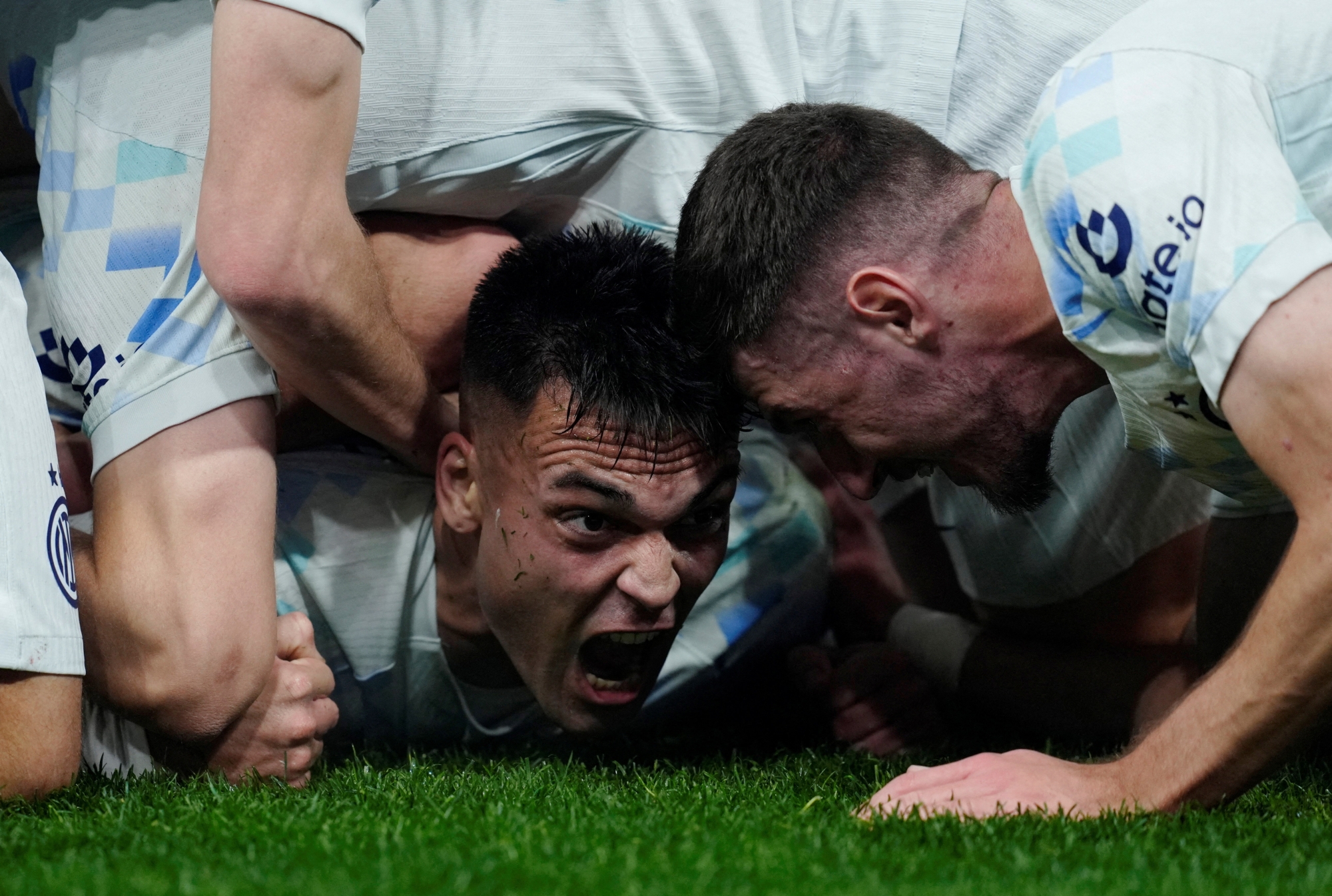 هالاند وفودين يقودان مانشستر سيتي لفوز ثمين على كريستال بالاس في الدوري الإنجليزي