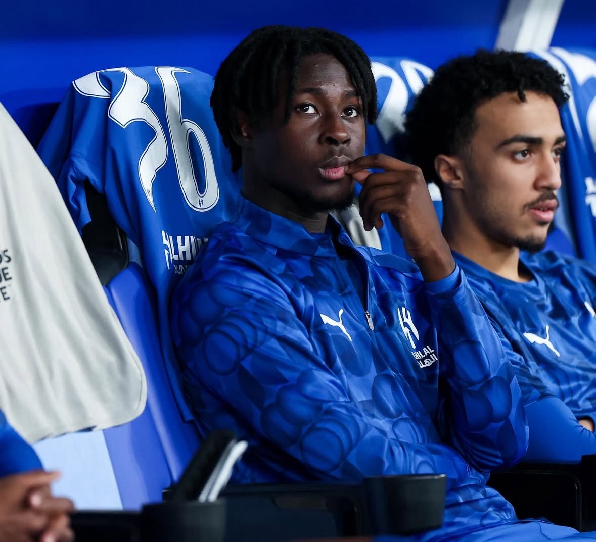  الهلال يتحرك لتجديد عقود نجومه الشباب ضمن خطة استراتيجية للمستقبل