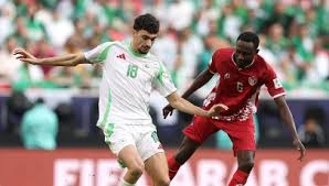 منتخب الجزائر يسحق البحرين بخماسية ويعتلي صدارة مجموعته في كأس العرب 2025