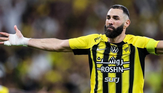 مستقبل كريم بنزيما مع الاتحاد يثير الجدل مع اقترابه من دخول الفترة الحرة