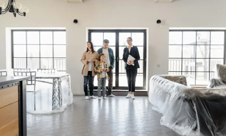 تفسير حلم العيش في بيت جديد في المنام