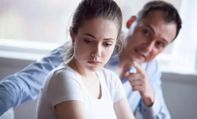 تفسير حلم شخص تحبه يتجاهلك في المنام لابن سيرين