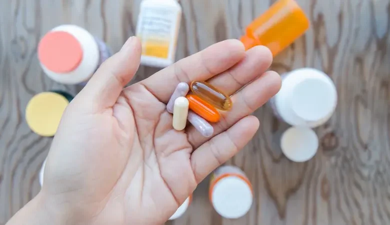 أفضل المكملات الغذائية لزيادة الطاقة: متى تفيد ومتى تكون بلا جدوى؟