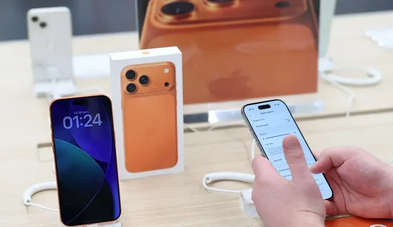 تحديث iOS 26.2 يضيف مزايا عملية تحسن تجربة مستخدمي آيفون