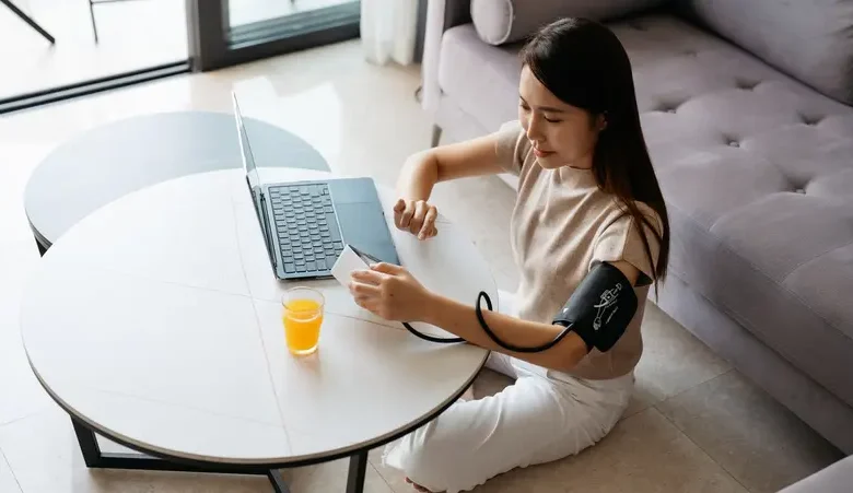 مشروبات تتعارض مع أدوية ضغط الدم.. احذر هذه المشروبات التي قد تضعف العلاج