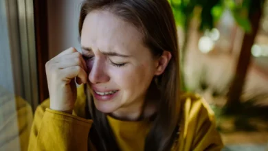 تفسير حلم البكاء الشديد للفتاة العزباء