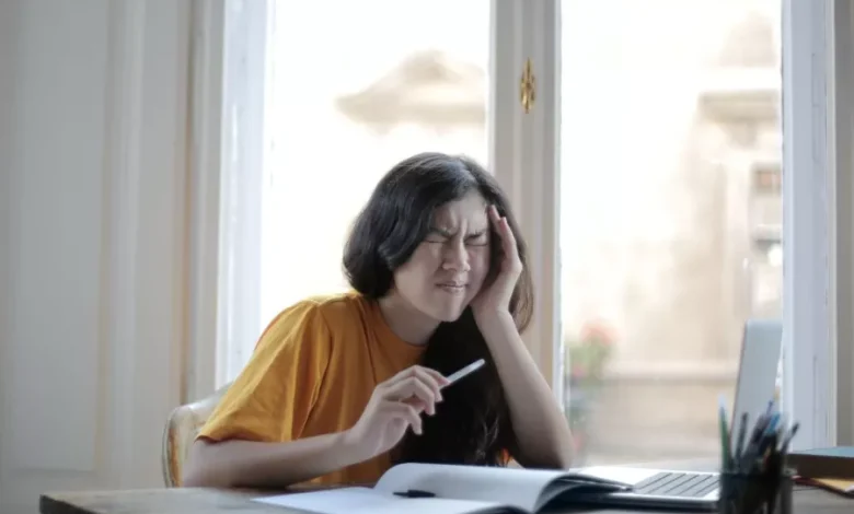 تفسير حلم خروج الدم من الفم في المنام ودلالاته عند ابن سيرين