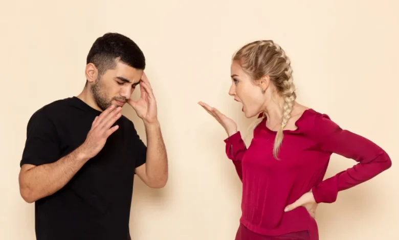 تفسير حلم الشجار مع شخص أعرفه في المنام ودلالاته النفسية والروحية