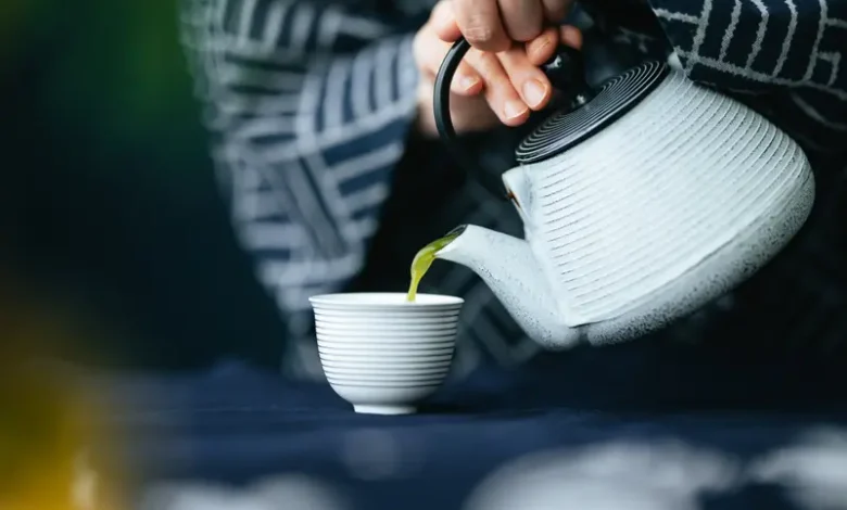 أفضل بدائل الشاي الأخضر الغنية بمضادات الأكسدة لدعم صحة القلب والمناعة