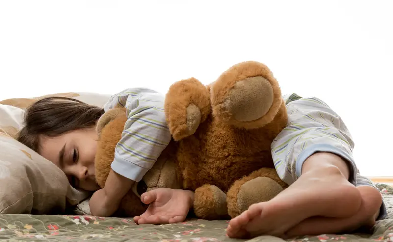 علاج اضطرابات التنفس أثناء النوم عند الأطفال.. هل يكفي بخاخ الأنف الملحي؟