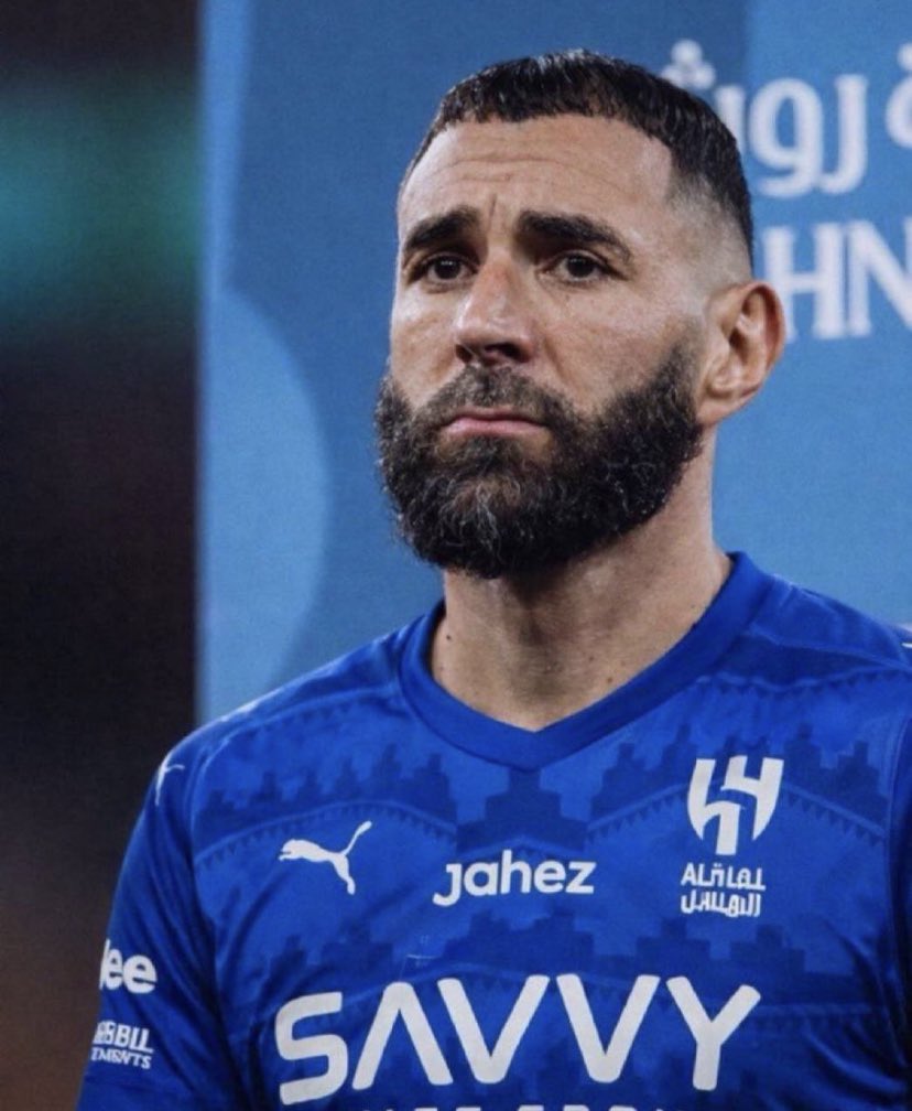 انتقال كريم بنزيما إلى الهلال.. صفقة تاريخية تعزز قوة الزعيم آسيويًا