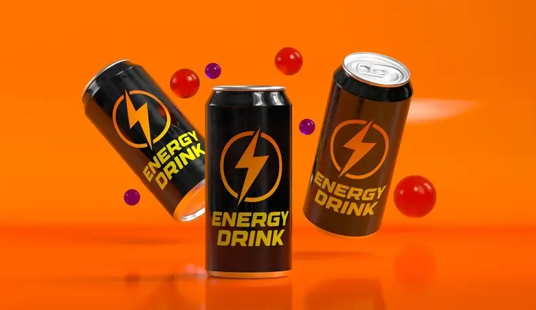 القهوة أم مشروبات الطاقة: أيهما أفضل لصحتك؟