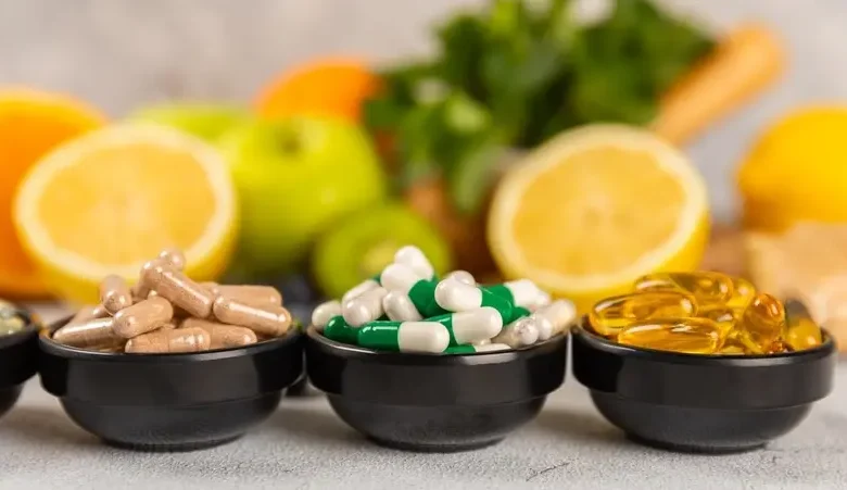دراسة تحذر: مكملات ما قبل التمرين قد تسبب نقصاً خطيراً في النوم
