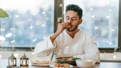 تفسير حلم الإفطار في رمضان في المنام ودلالاته الروحية