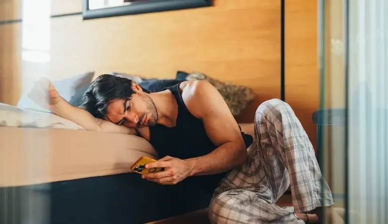 الكشف المبكر عن الاكتئاب كيف تساعد الهواتف الذكية في رصد الصحة النفسية؟