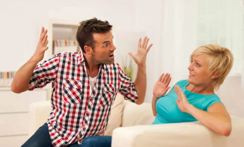 رؤية الضرب في المنام وتفسير دلالاته المختلفة حسب الحالة الاجتماعية والتفاصيل