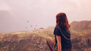 تفسير حلم الطيران في المنام للعزباء لابن سيرين ودلالاته المختلفة