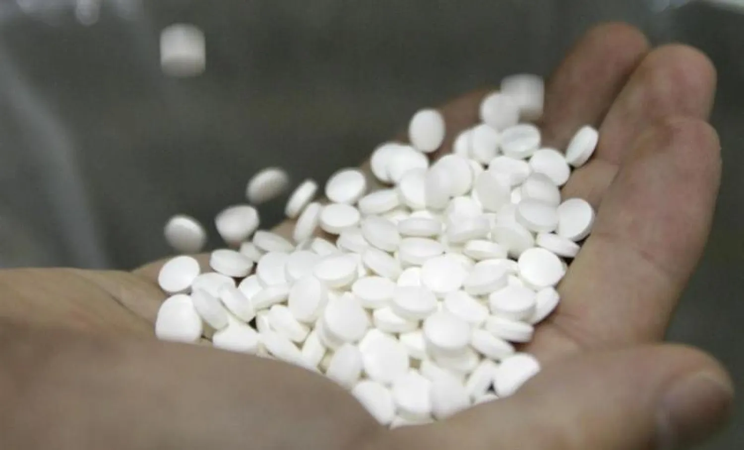 هل الإيبوبروفين يضر الكلى تحذير طبي مهم من استخدام مسكن شائع