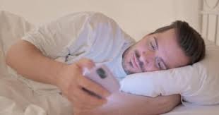 الكشف المبكر عن الاكتئاب كيف تساعد الهواتف الذكية في رصد الصحة النفسية؟