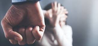 رؤية الضرب في المنام وتفسير دلالاته المختلفة حسب الحالة الاجتماعية والتفاصيل